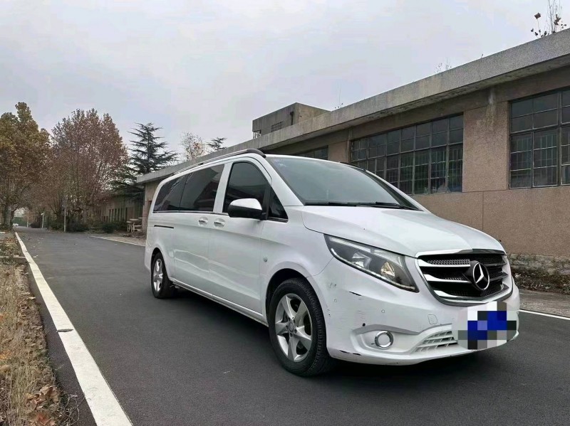 枣庄17年奔驰威霆5