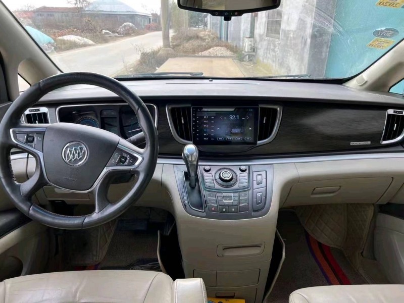 枣庄13年别克GL82