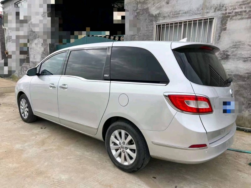 枣庄13年别克GL81