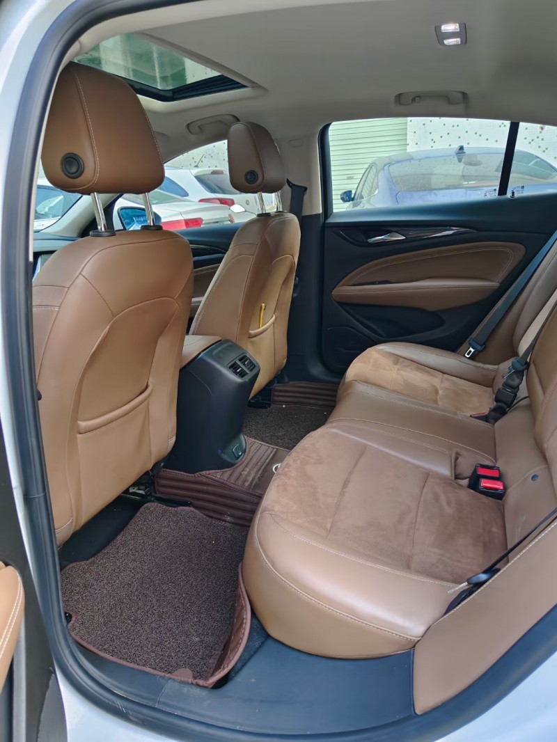 广州19年别克君威6