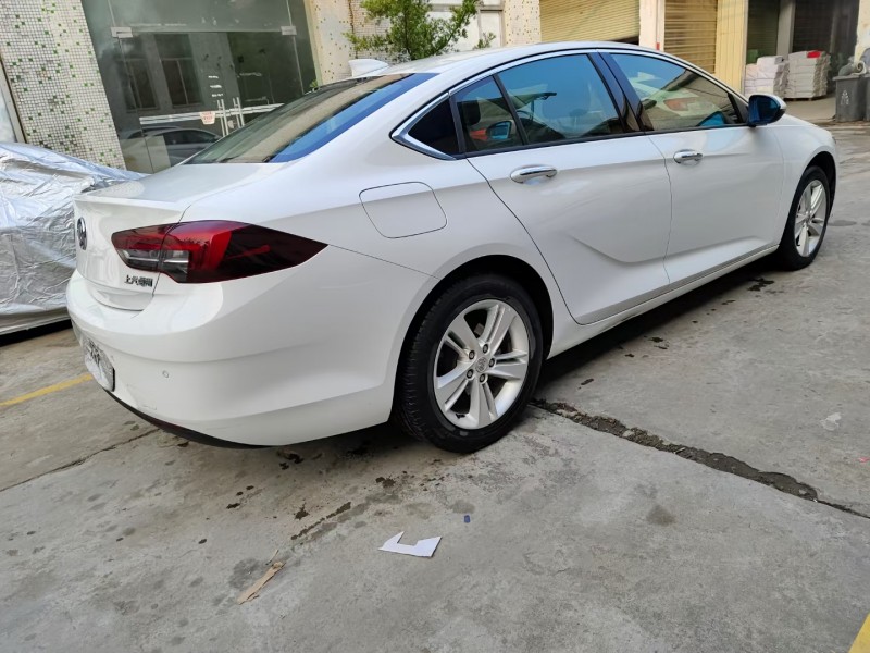 广州19年别克君威7