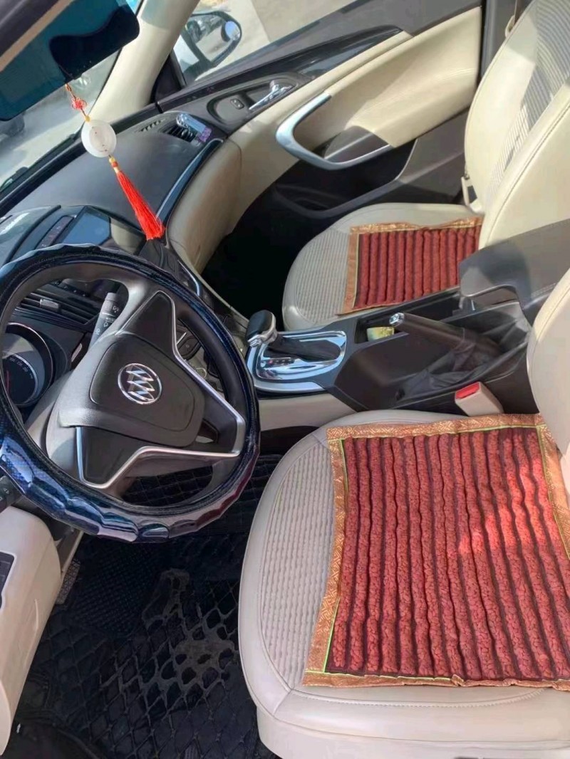 北京16年别克君威5