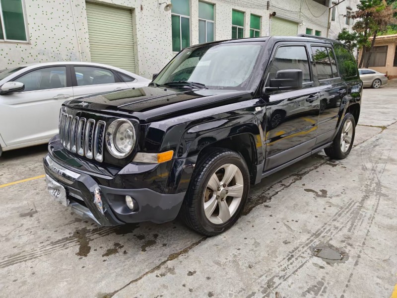 广州15年Jeep自由客7