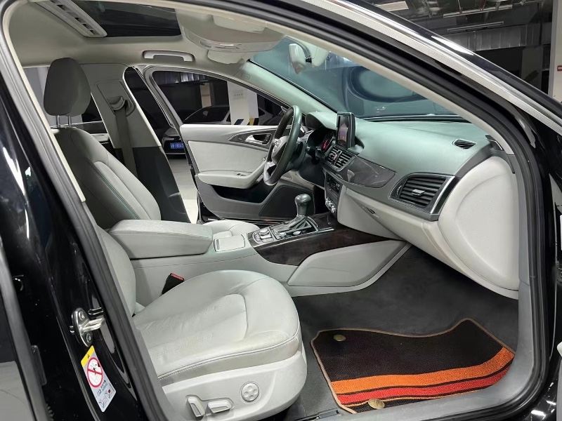 成都15年奥迪A6L2