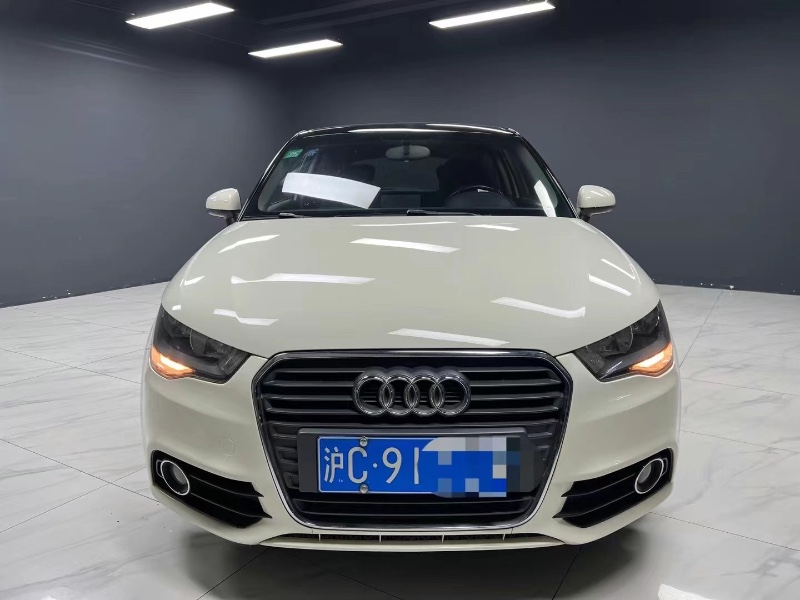 成都12年奥迪A11