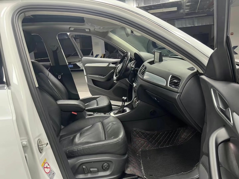 成都15年奥迪Q35