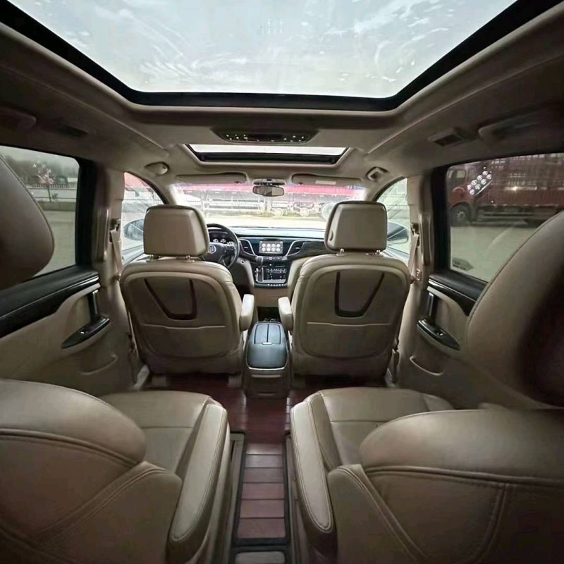 枣庄17年别克GL88