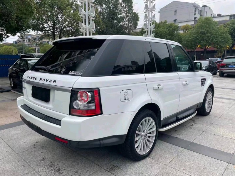 常州13年路虎揽胜运动9