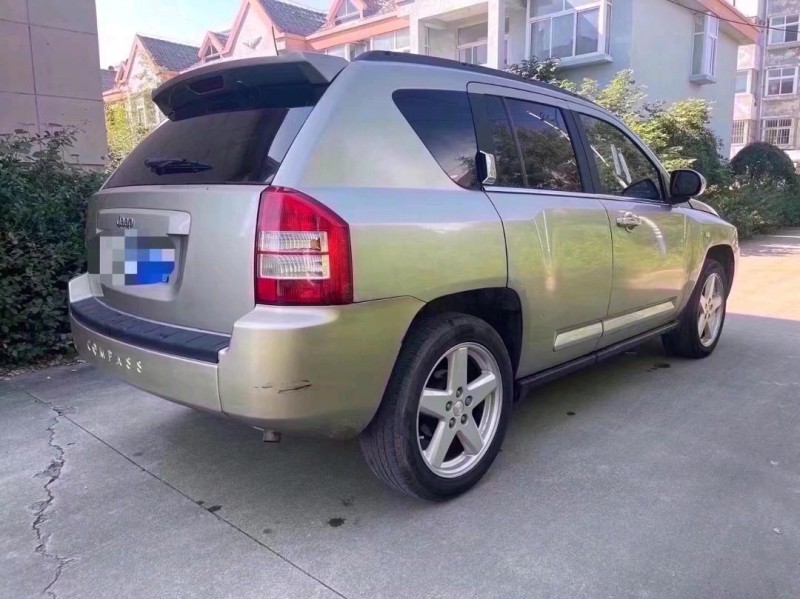 东营10年Jeep指南者5