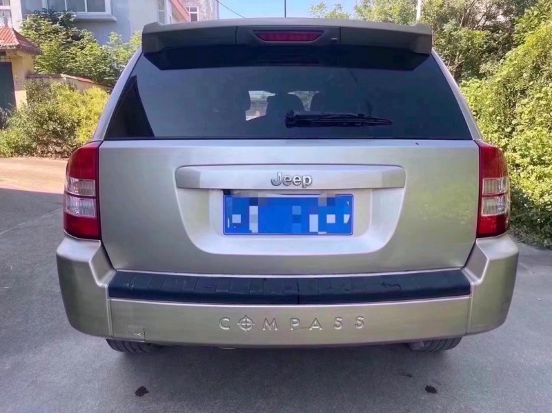 东营10年Jeep指南者6