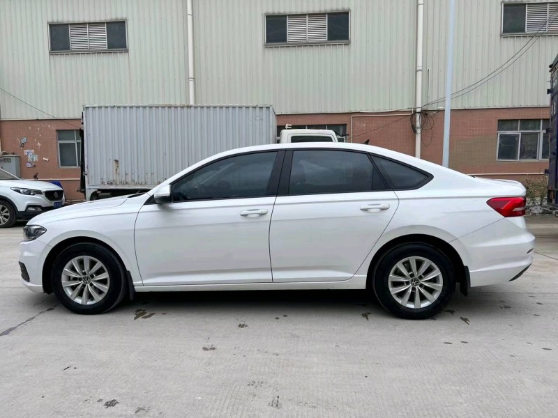 东莞20年大众朗逸7