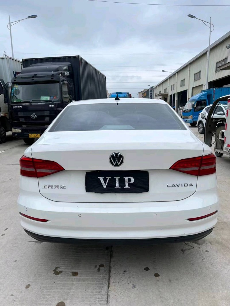 东莞20年大众朗逸9