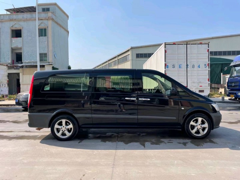 东莞14年奔驰威霆7