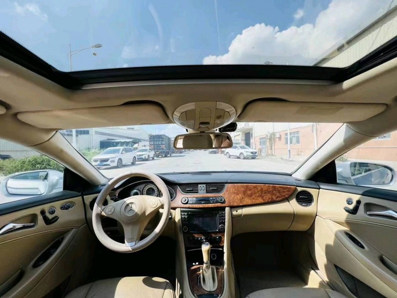 东莞11年奔驰CLS4