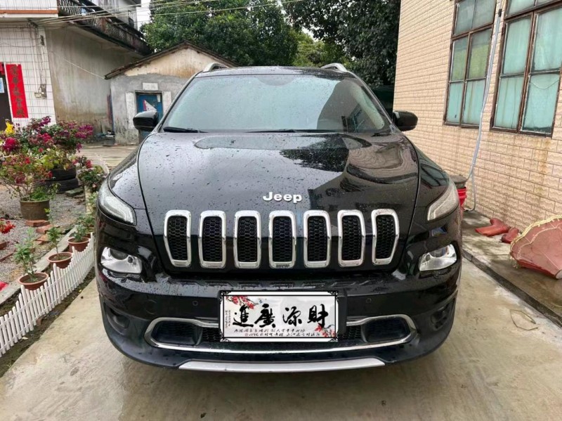 珠海18年Jeep自由光1