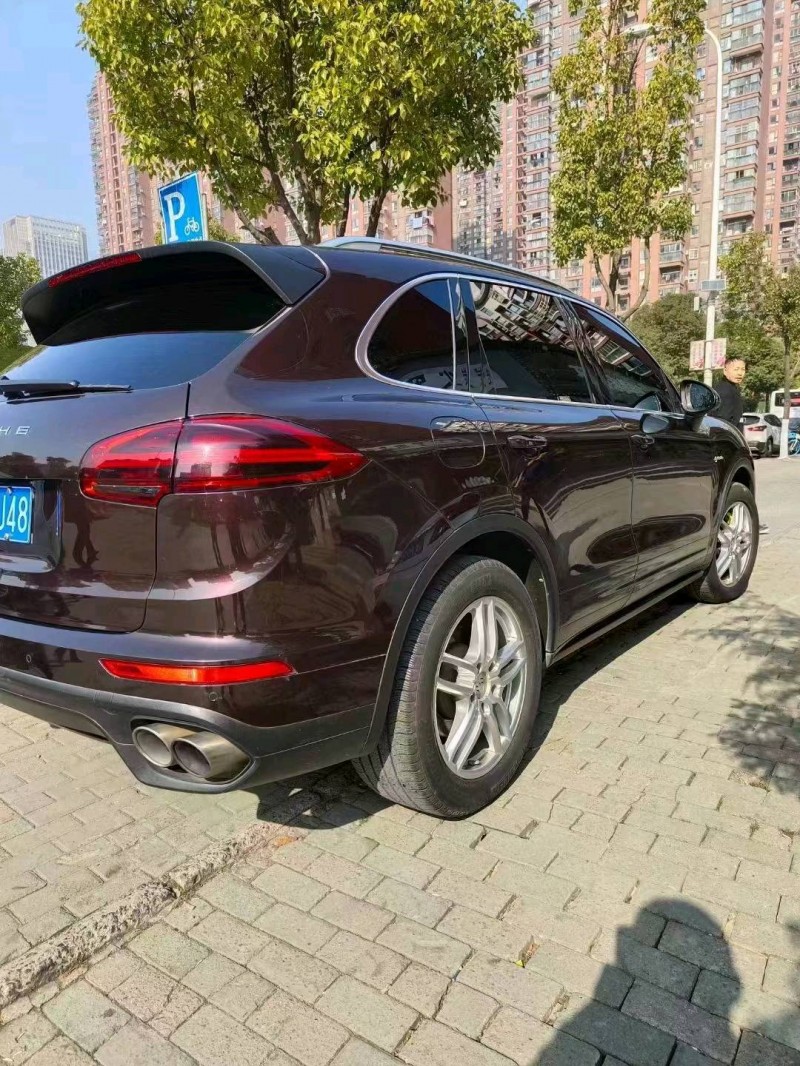 宜昌17年保時捷卡宴4