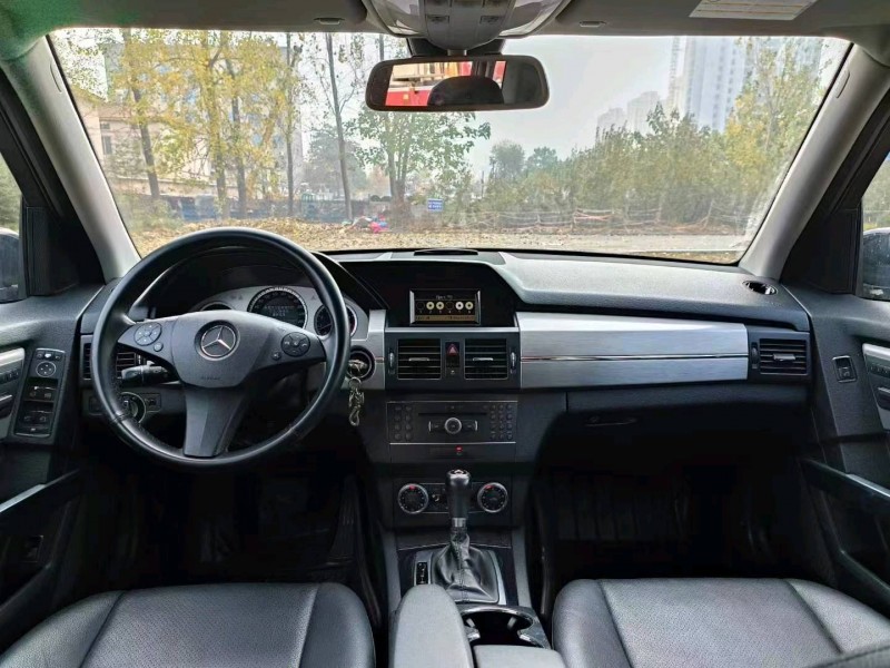 北京12年奔驰GLK6