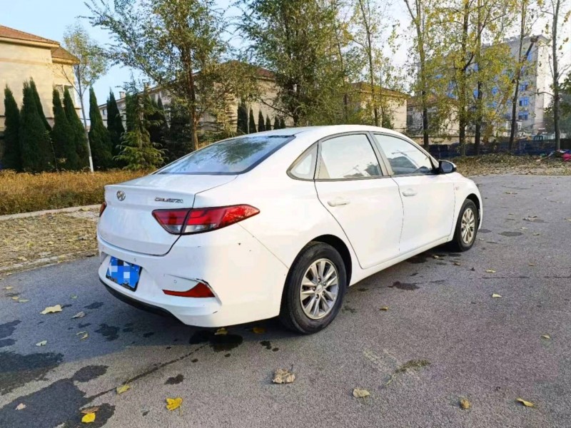 北京17年现代悦动7