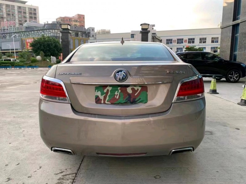 东莞13年别克君越9