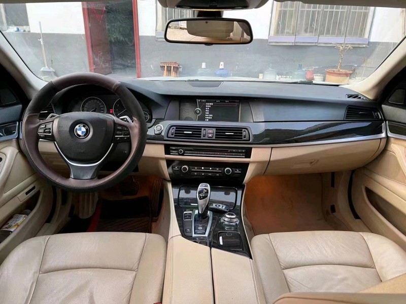 济宁12年宝马5系4