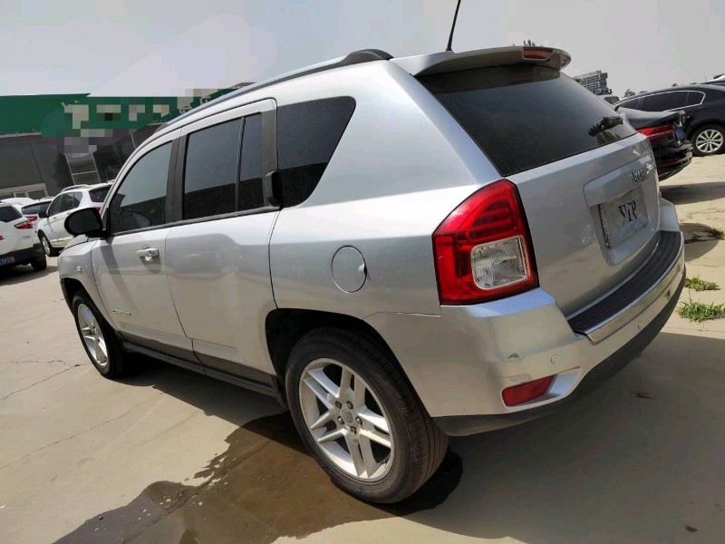 石家庄12年Jeep指南者8