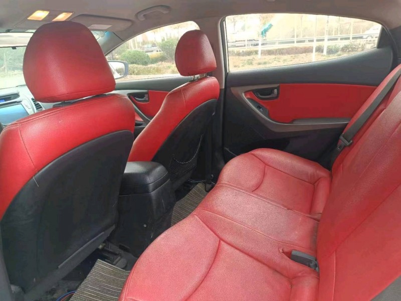 北京15年现代朗动5