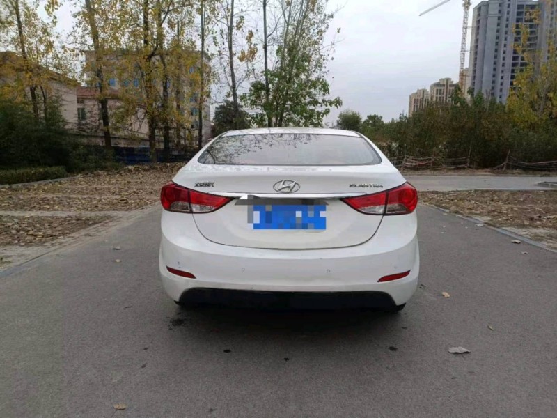 北京15年现代朗动9