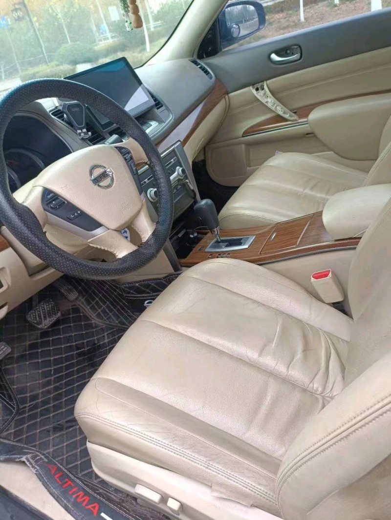 北京11年日产天籁4