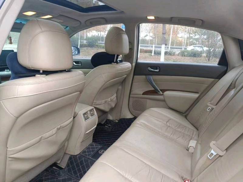 北京11年日产天籁6