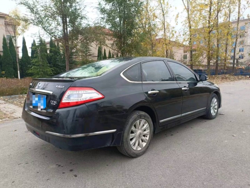 北京11年日产天籁7