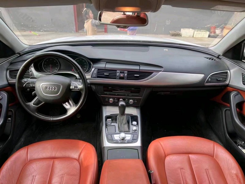 济宁16年奥迪A6L3