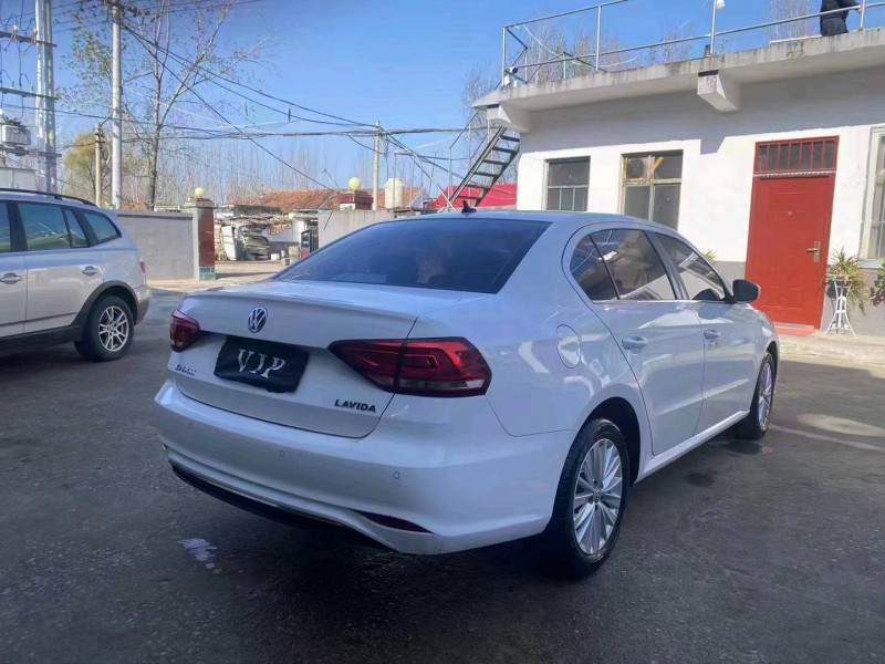 济宁20年大众朗逸7