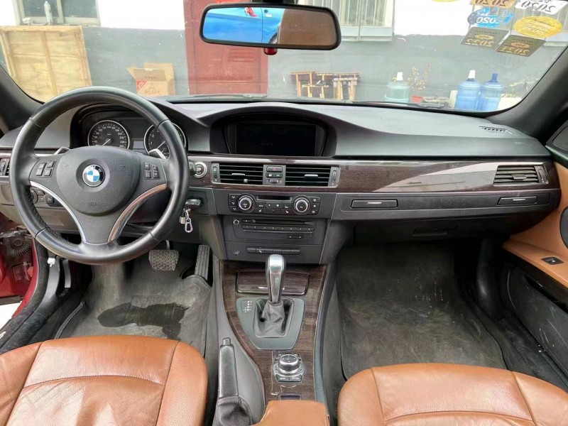 济宁11年宝马3系5