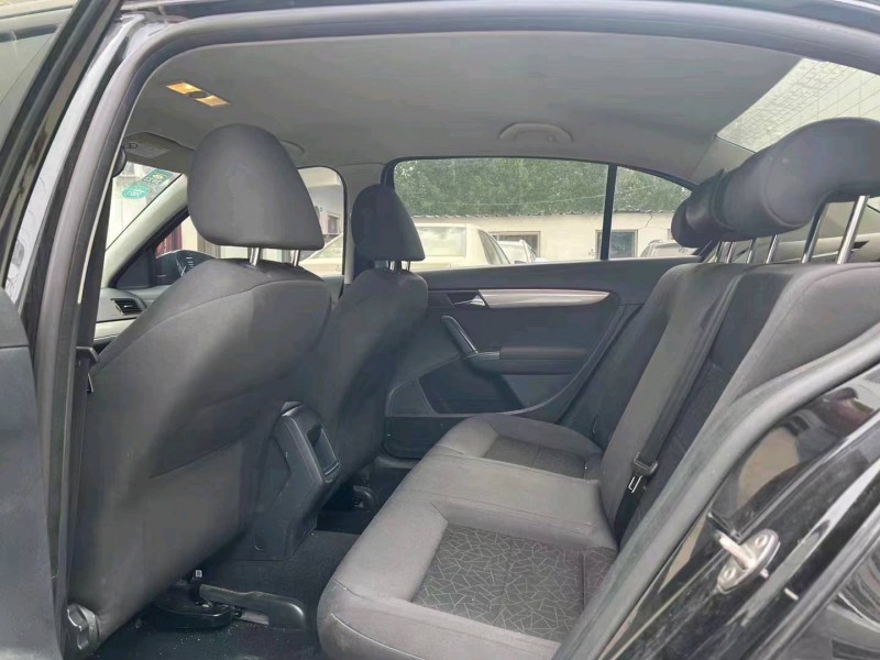 济宁18年大众朗逸6