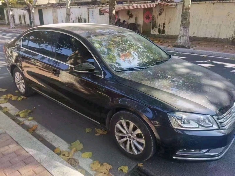 济南19年大众迈腾2