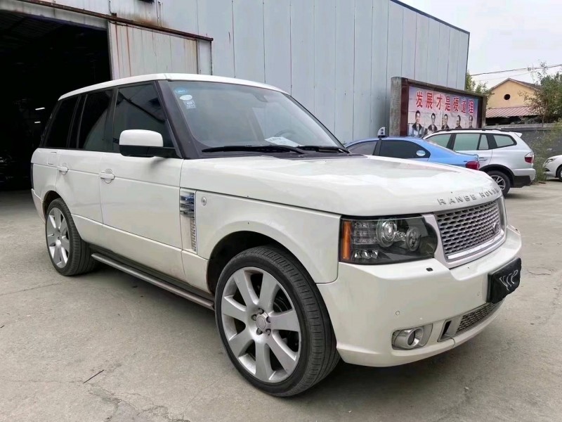 济宁10年路虎揽胜行政2