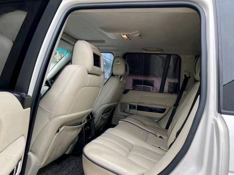 济宁10年路虎揽胜行政6