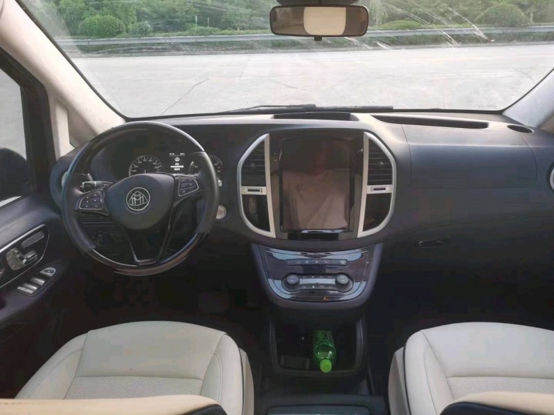 常州16年奔驰威霆5