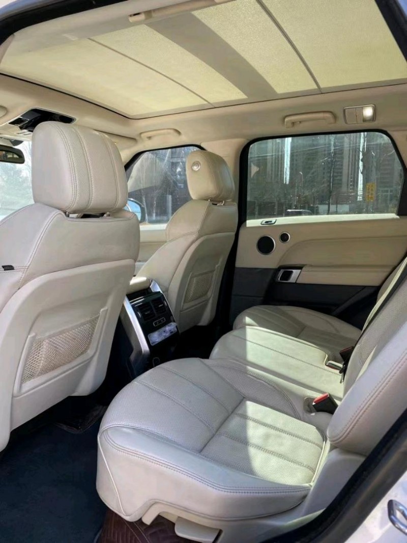 沈阳14年路虎揽胜运动8