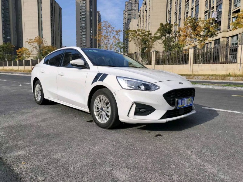 苏州21年福特福克斯2