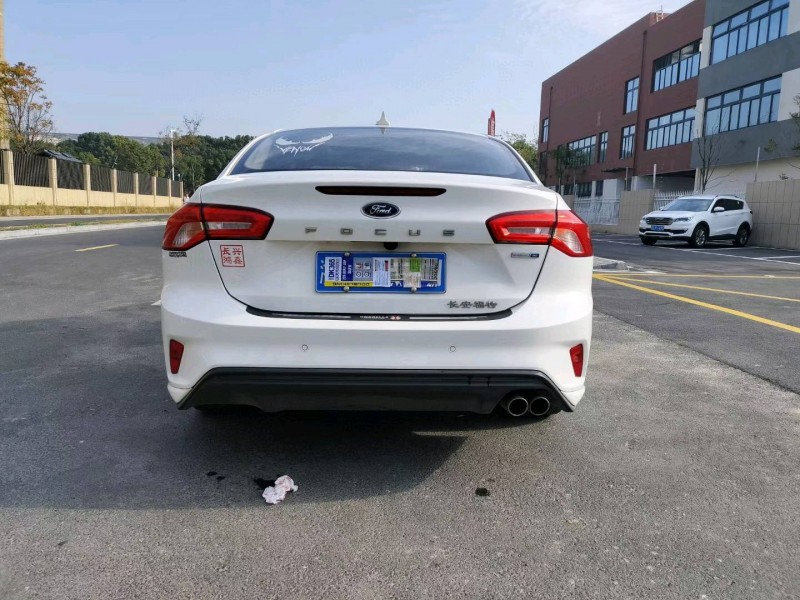 苏州21年福特福克斯8