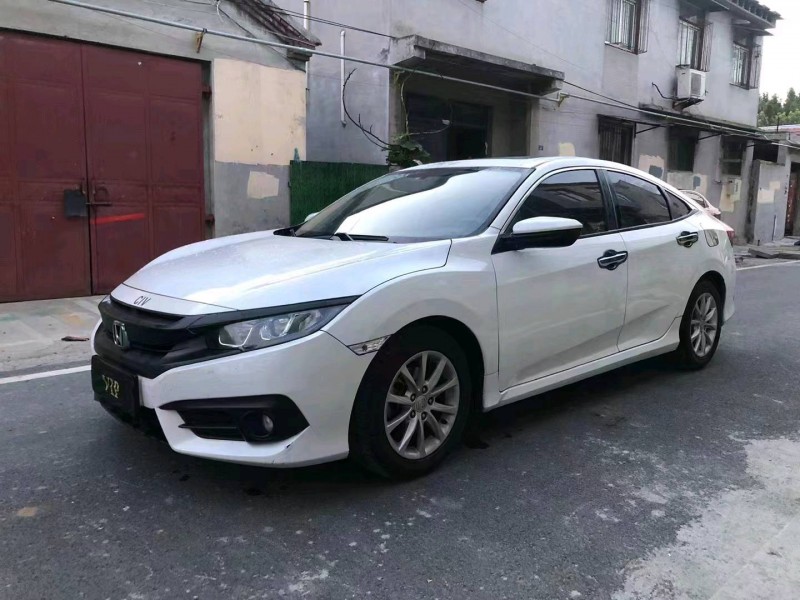 济宁18年本田思域3