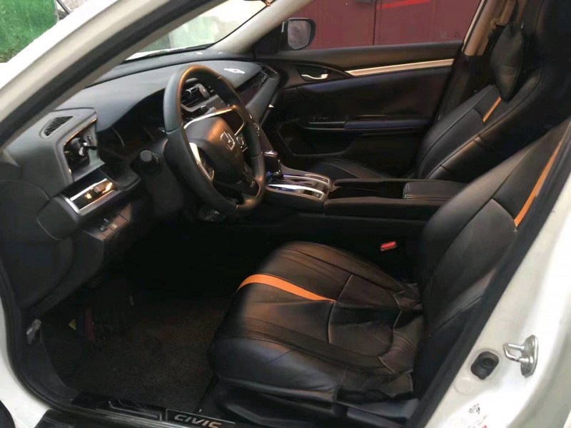 济宁18年本田思域4