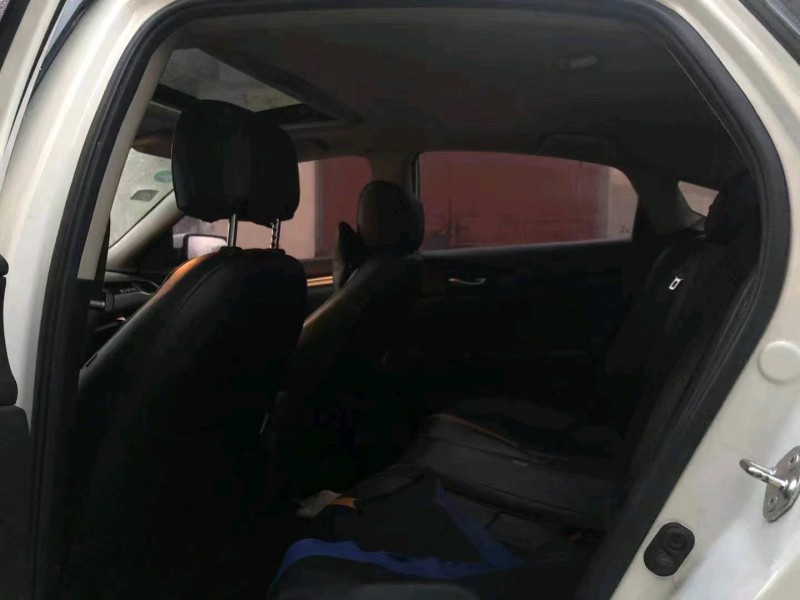 济宁18年本田思域6