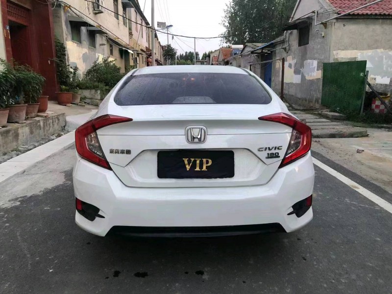 济宁18年本田思域9