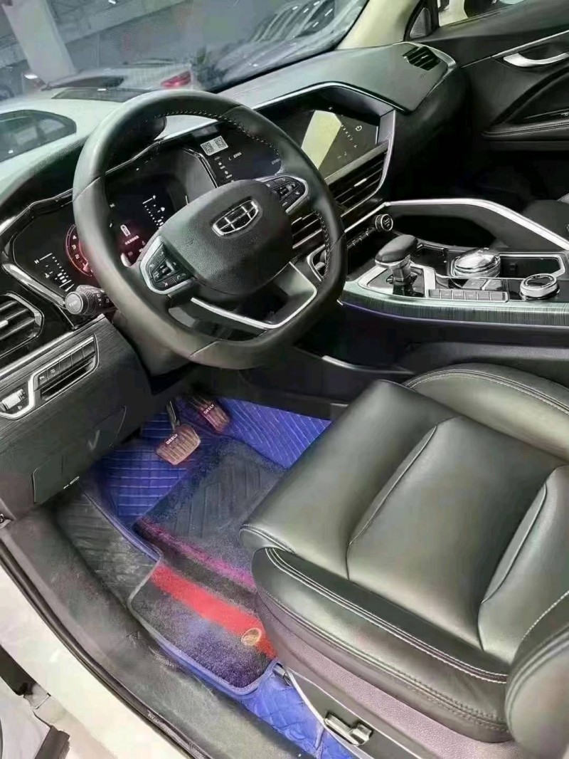 成都20年吉利星越6