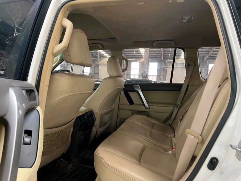 济宁14年丰田普拉多6