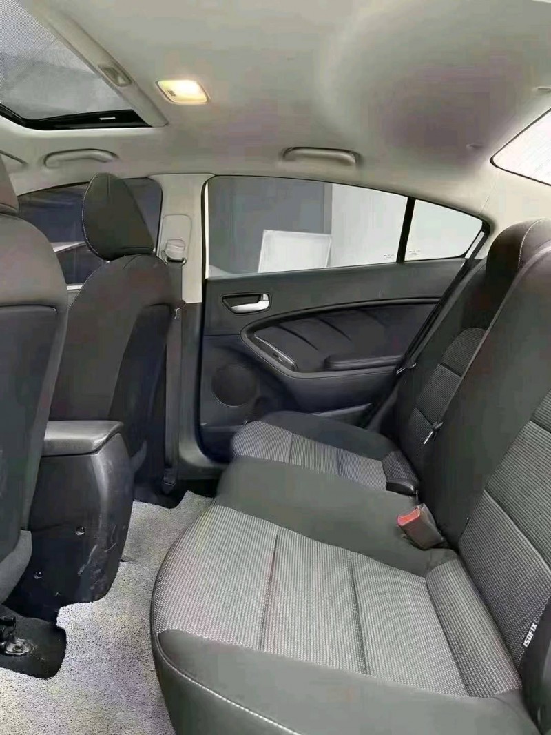 成都18年起亚K39