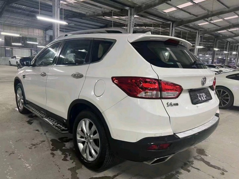 济宁15年东风AX7pro8