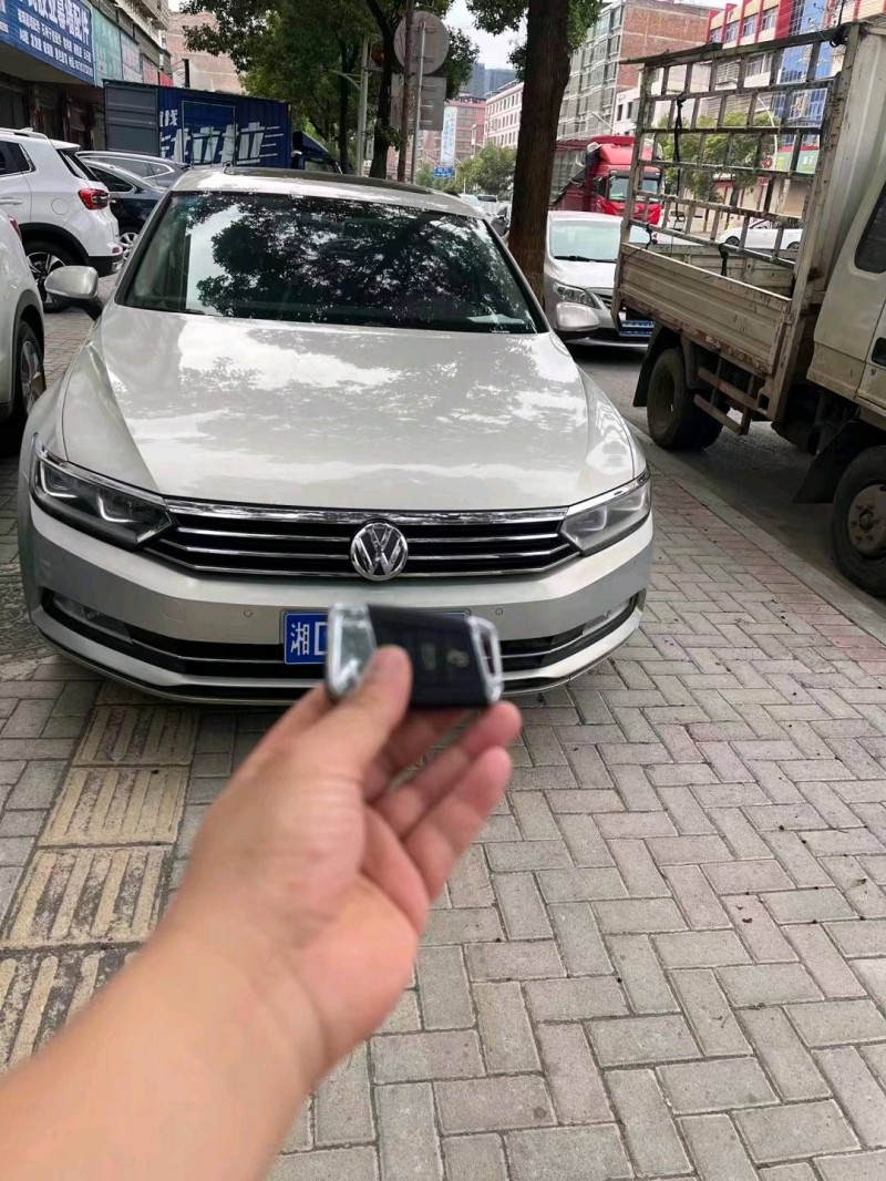 济南17年大众迈腾1